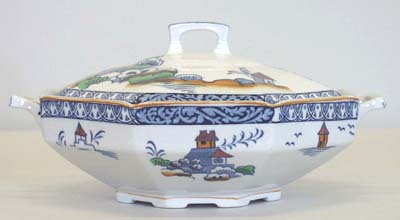 Vegetable Dish with Cover c1920s